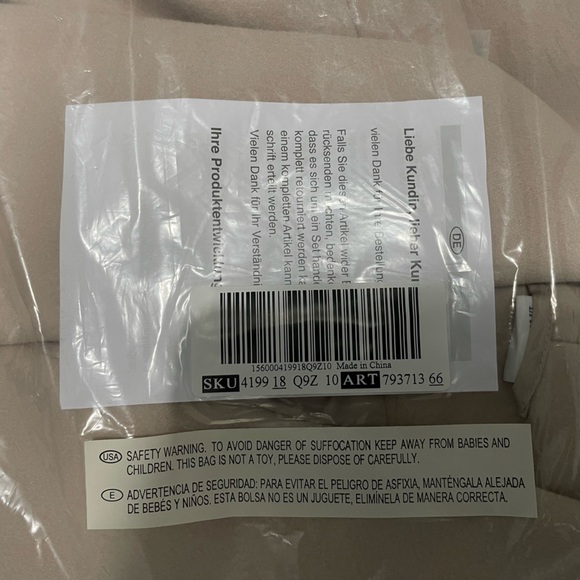 VICTORIAS SECRET WRAP OVERCOAT - Picture 5 of 9